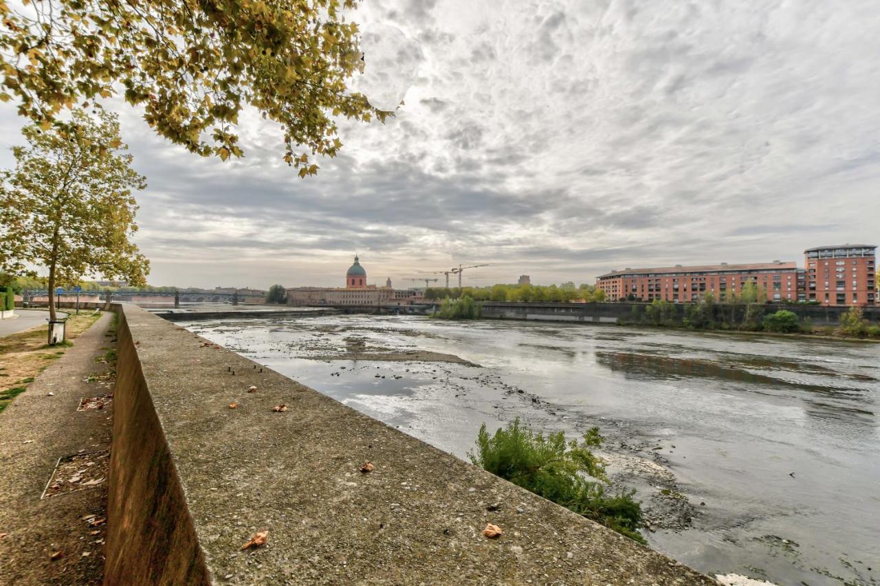 Appartement Standing A Toulouse En Centre Ville Luaran gambar